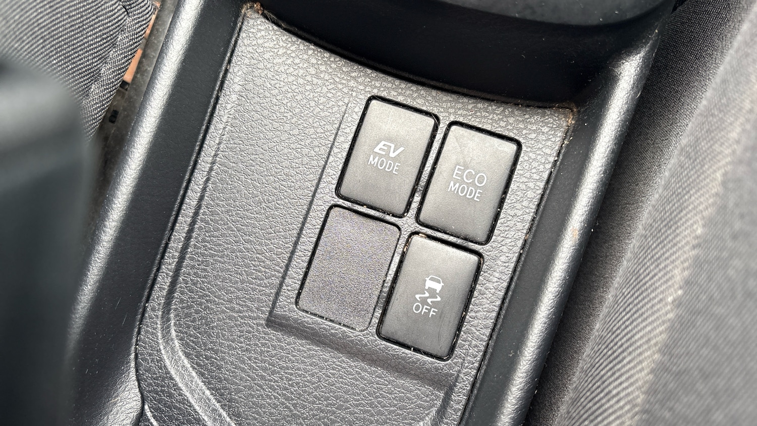 Used Toyota Yaris 2018 for sale - 77836770: Photo 32