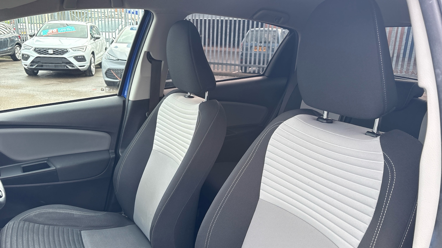 Used Toyota Yaris 2018 for sale - 77836770: Photo 35