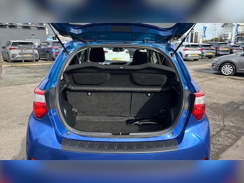 Used Toyota Yaris 2018 for sale - 77836770: Photo