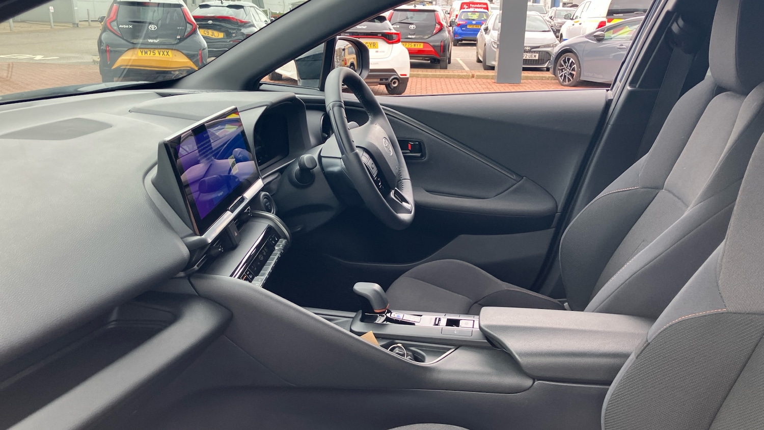 Used Toyota C-HR 2024 for sale - 77945329: Photo 10