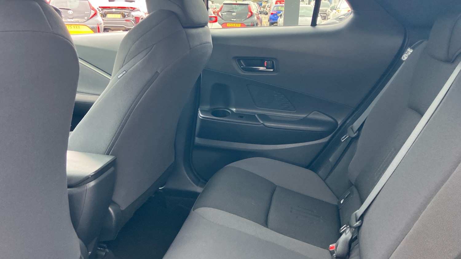 Used Toyota C-HR 2024 for sale - 77945329: Photo 13