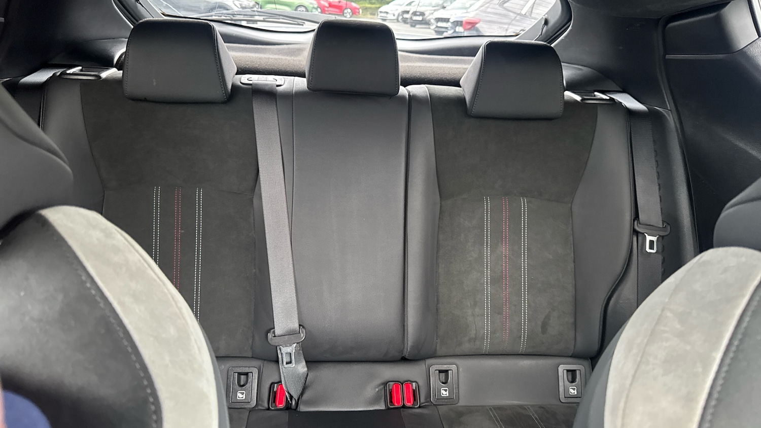 Used Toyota C-HR 2023 for sale - 76555633: Photo 17