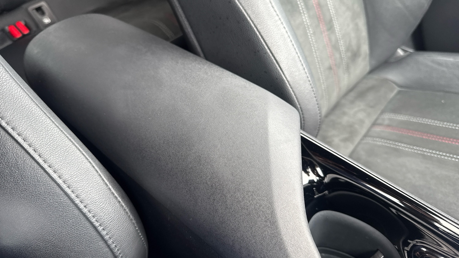 Used Toyota C-HR 2023 for sale - 76555633: Photo 26