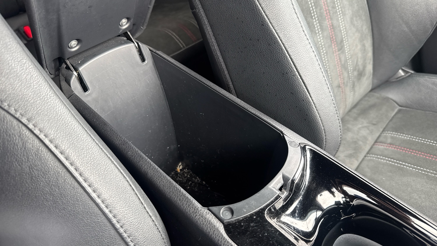 Used Toyota C-HR 2023 for sale - 76555633: Photo 27