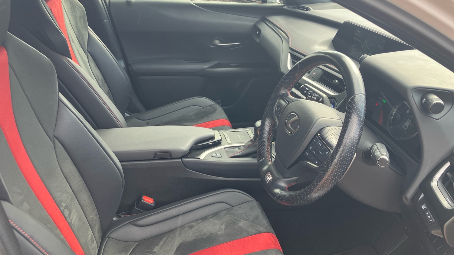 Used Lexus UX 2020 for sale - 76428595: Photo 11