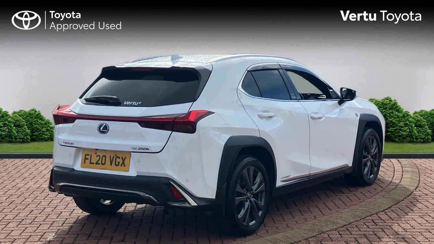 Used Lexus UX 2020 for sale - 76428595: Photo 2