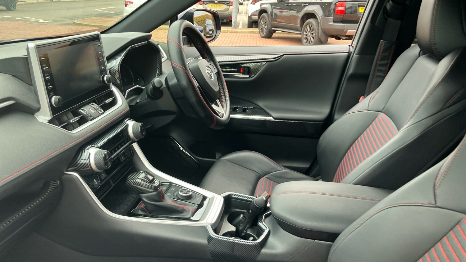 Used Toyota RAV4 2021 for sale - 76263147: Photo 10