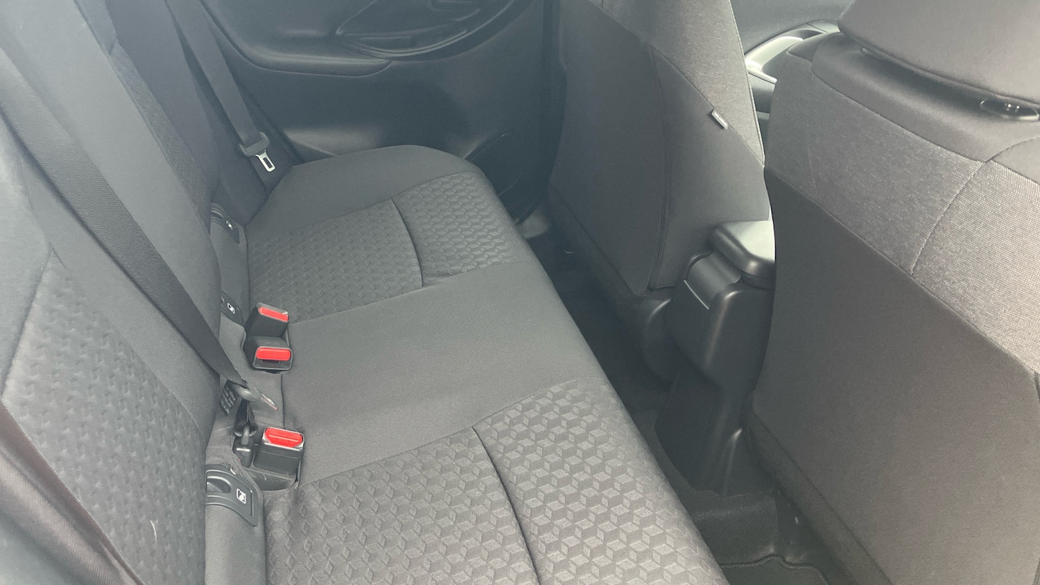 Used Toyota Yaris 2023 for sale - 76275898: Photo 12