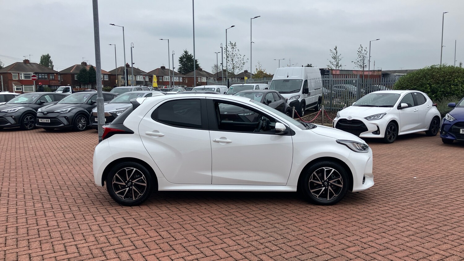 Used Toyota Yaris 2023 for sale - 76275898: Photo 16