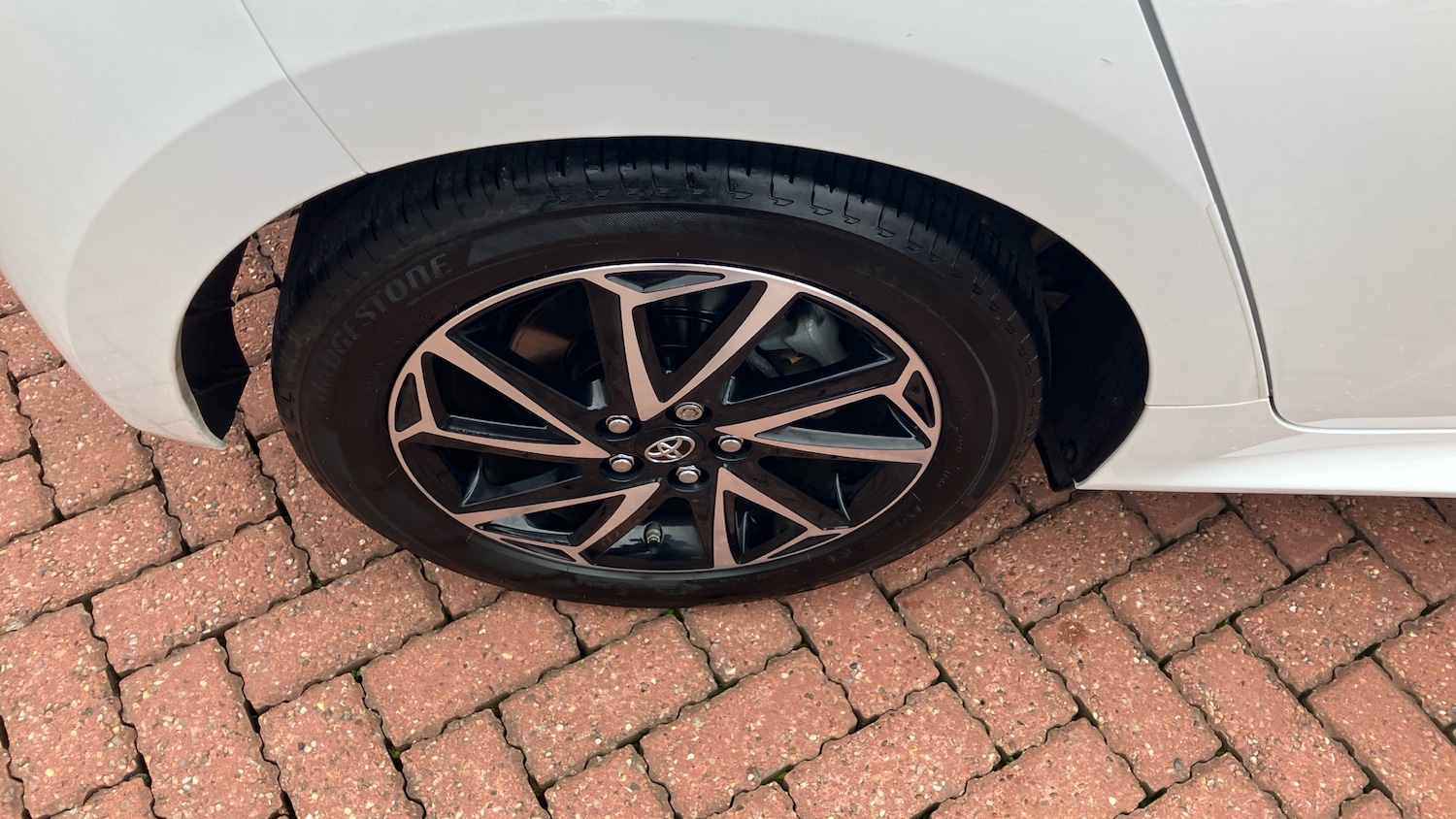 Used Toyota Yaris 2023 for sale - 76275898: Photo 27