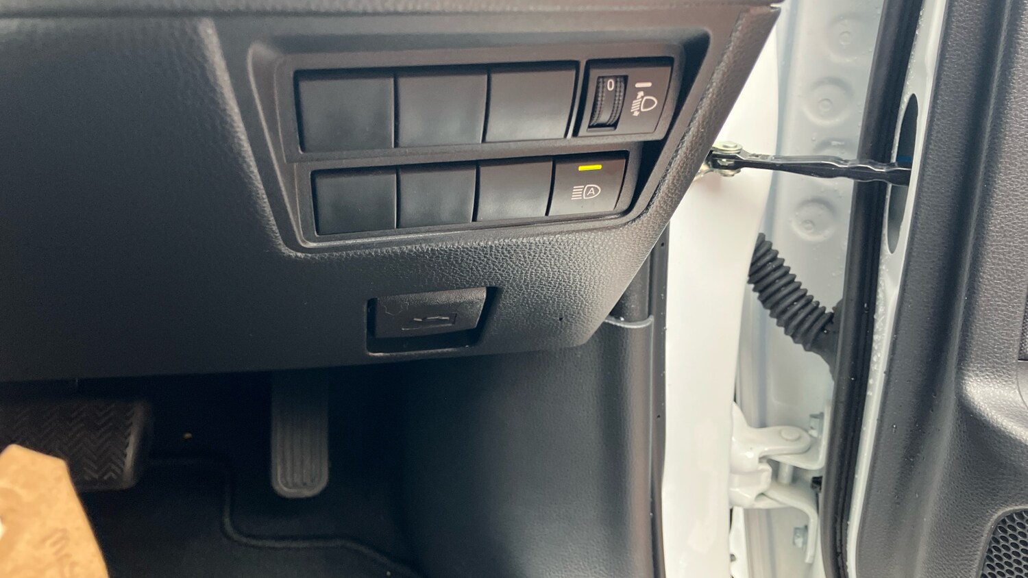 Used Toyota Yaris 2023 for sale - 76275898: Photo 39