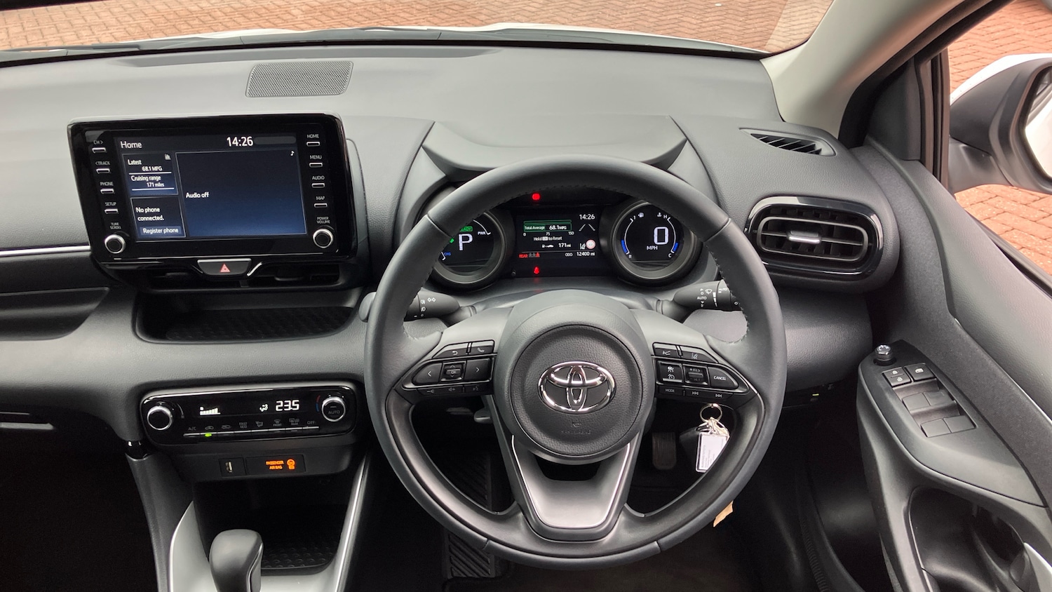 Used Toyota Yaris 2023 for sale - 76275898: Photo 6