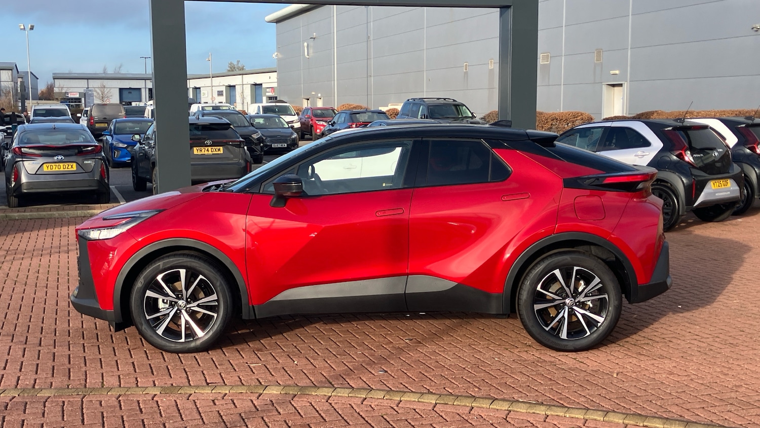 Used Toyota C-HR 2025 for sale - 76907655: Photo 17