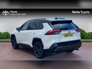 Used Toyota RAV4 2019 for sale - 77616622: Photo