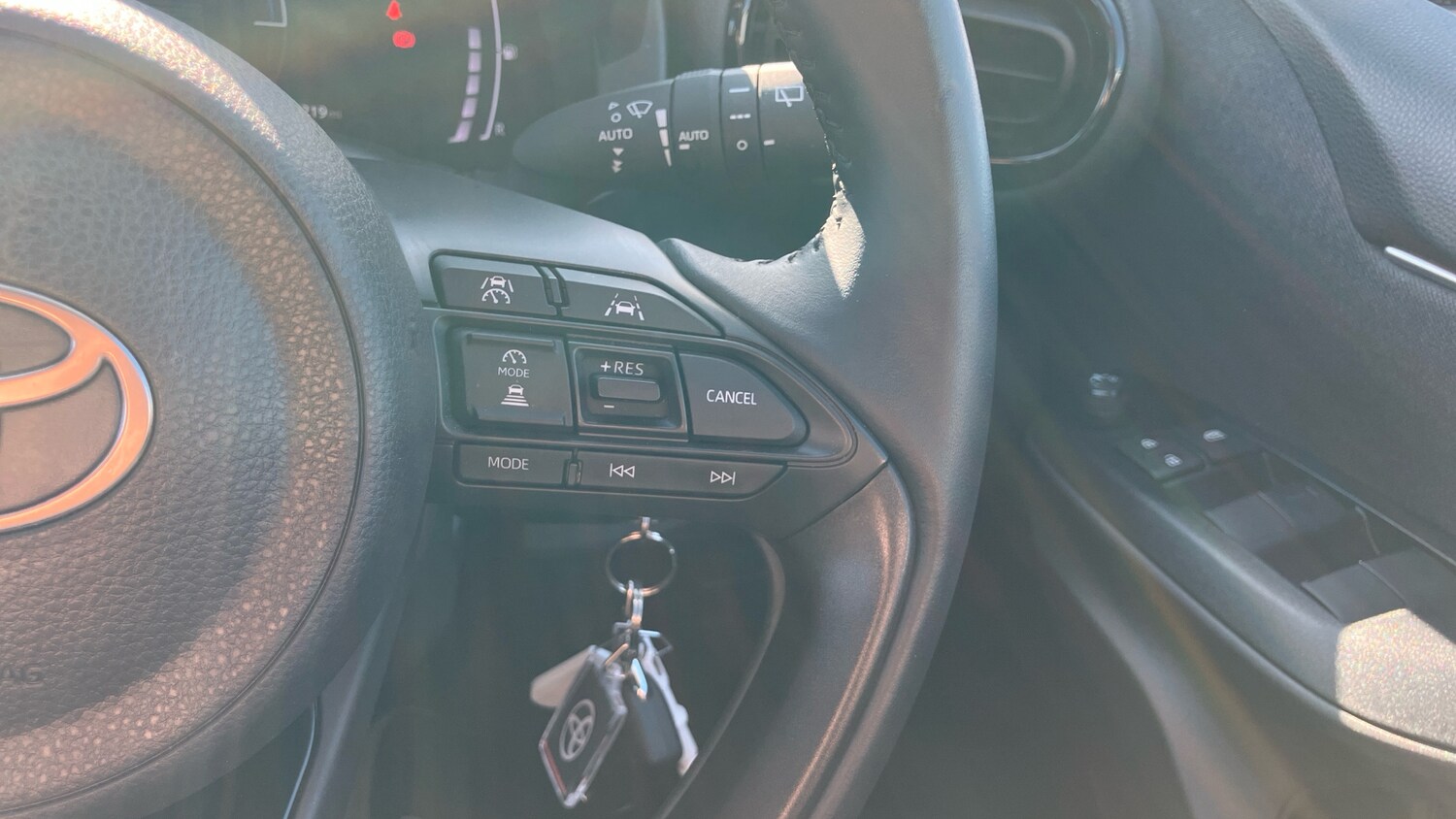 Used Toyota Yaris 2024 for sale - 78223172: Photo 29