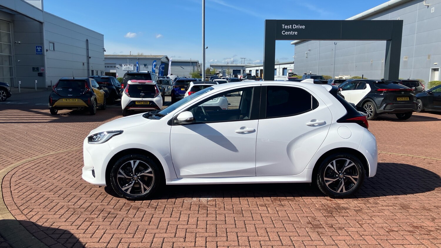 Used Toyota Yaris 2024 for sale - 78223172: Photo 48