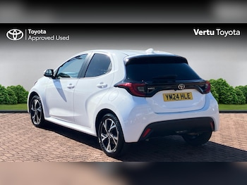Used Toyota Yaris 2024 for sale - 78223172: Photo