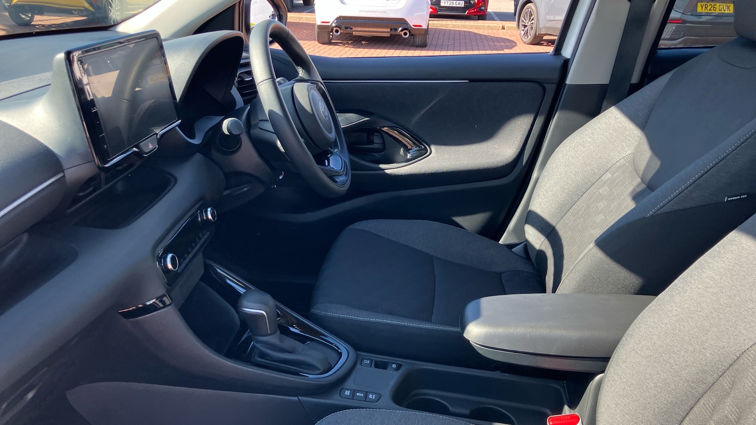 Used Toyota Yaris 2024 for sale - 78223172: Photo 5