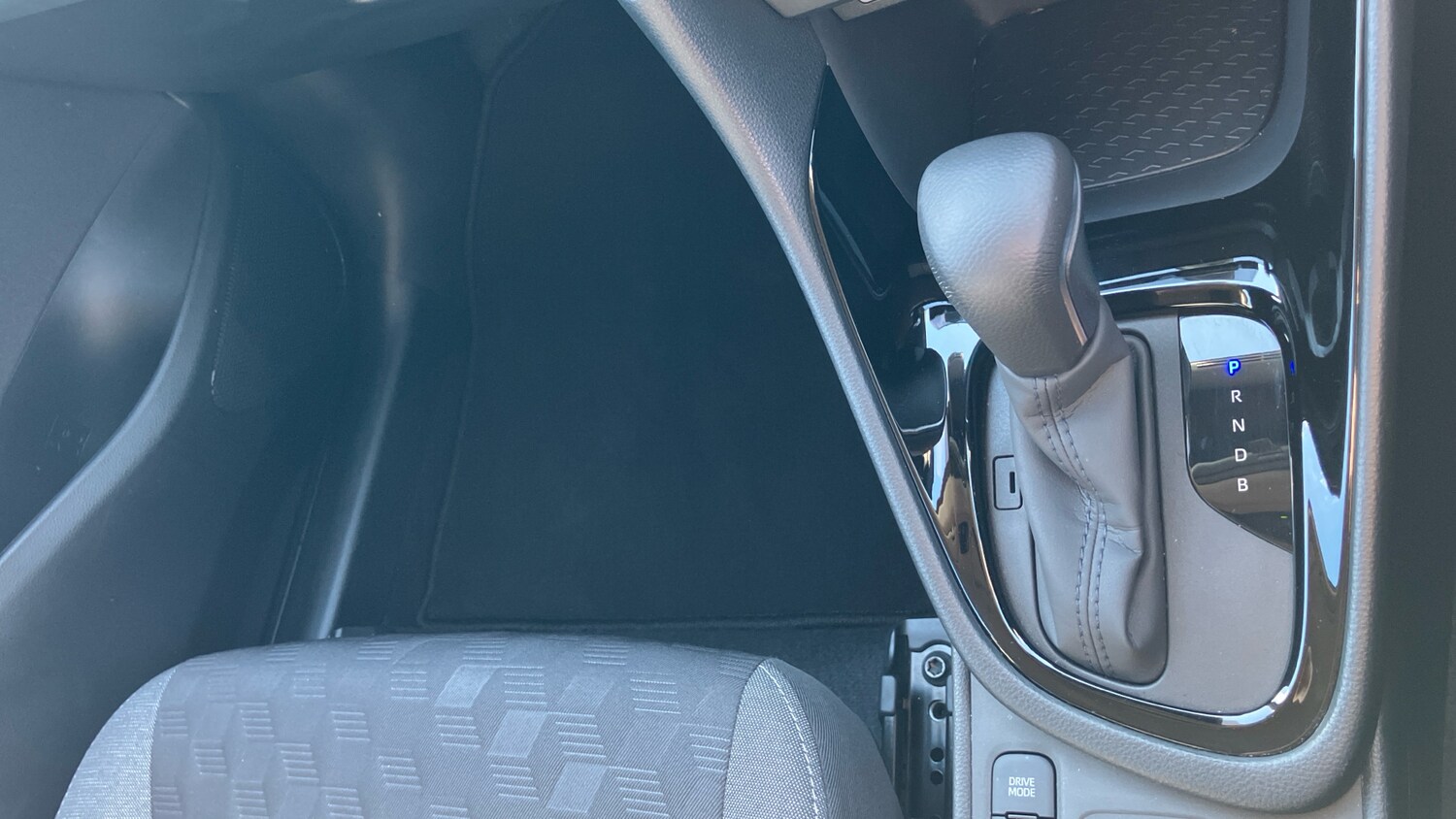 Used Toyota Yaris 2024 for sale - 78223172: Photo 53