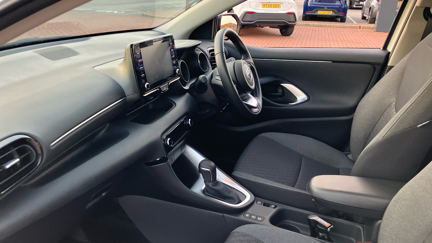 Used Toyota Yaris 2023 for sale - 76461713: Photo 10