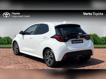 Used Toyota Yaris 2023 for sale - 79352868: Photo