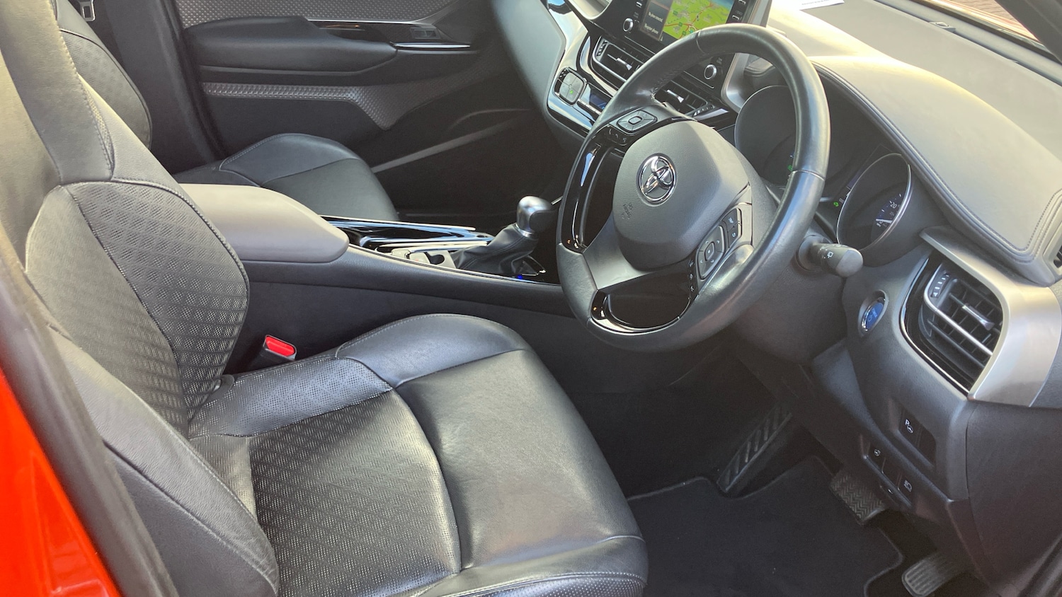 Used Toyota C-HR 2021 for sale - 76605455: Photo 11