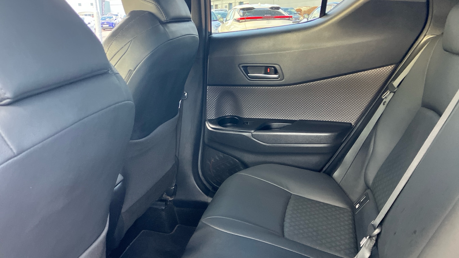 Used Toyota C-HR 2021 for sale - 76605455: Photo 13