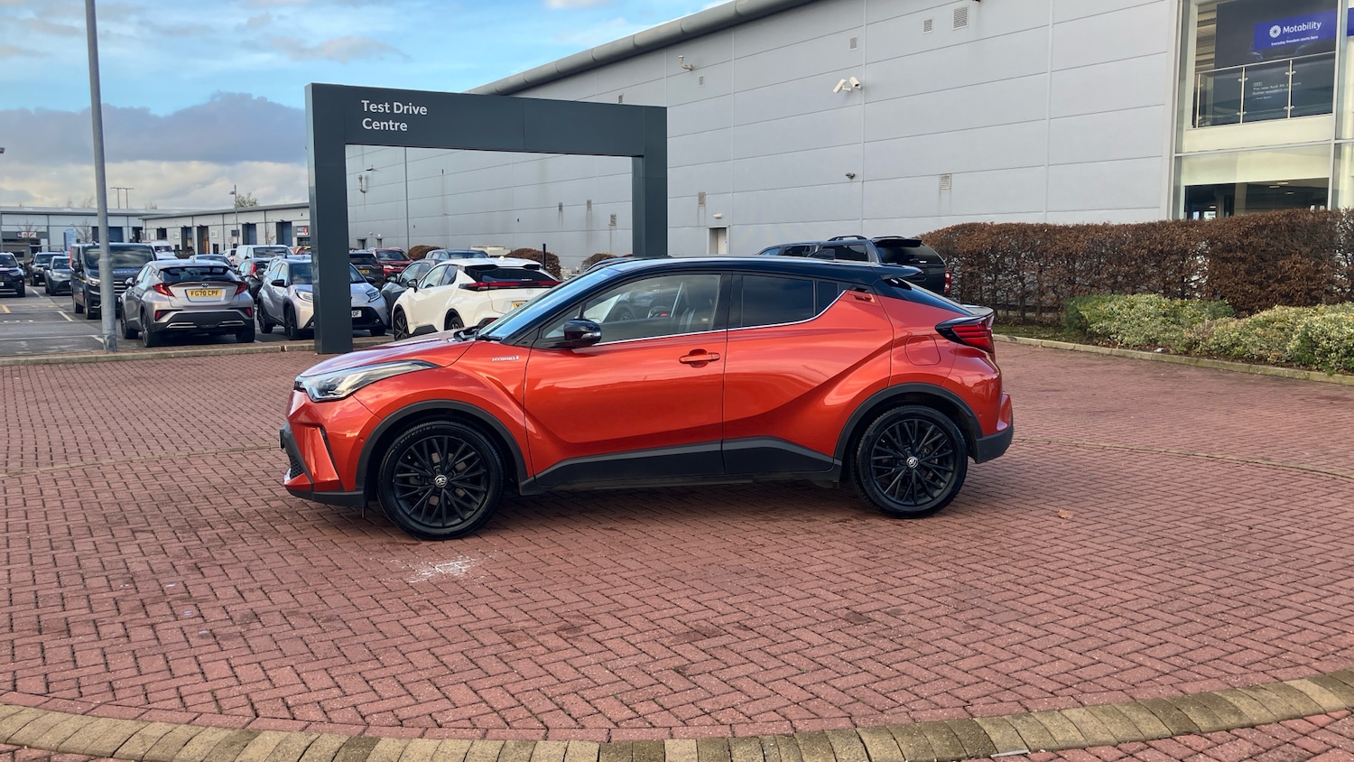 Used Toyota C-HR 2021 for sale - 76605455: Photo 31