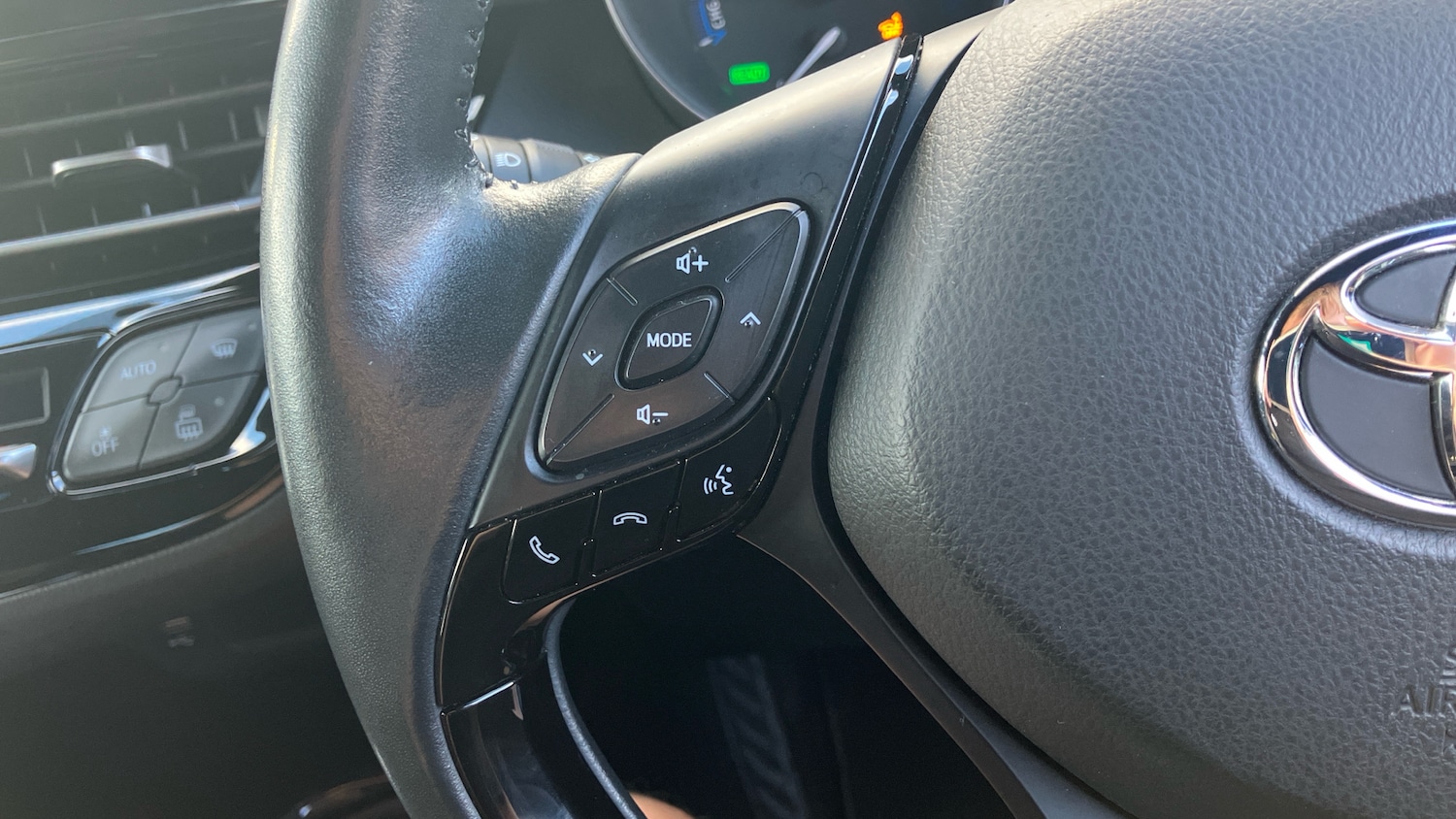 Used Toyota C-HR 2021 for sale - 76605455: Photo 38