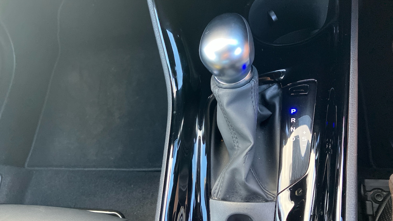 Used Toyota C-HR 2021 for sale - 76605455: Photo 41