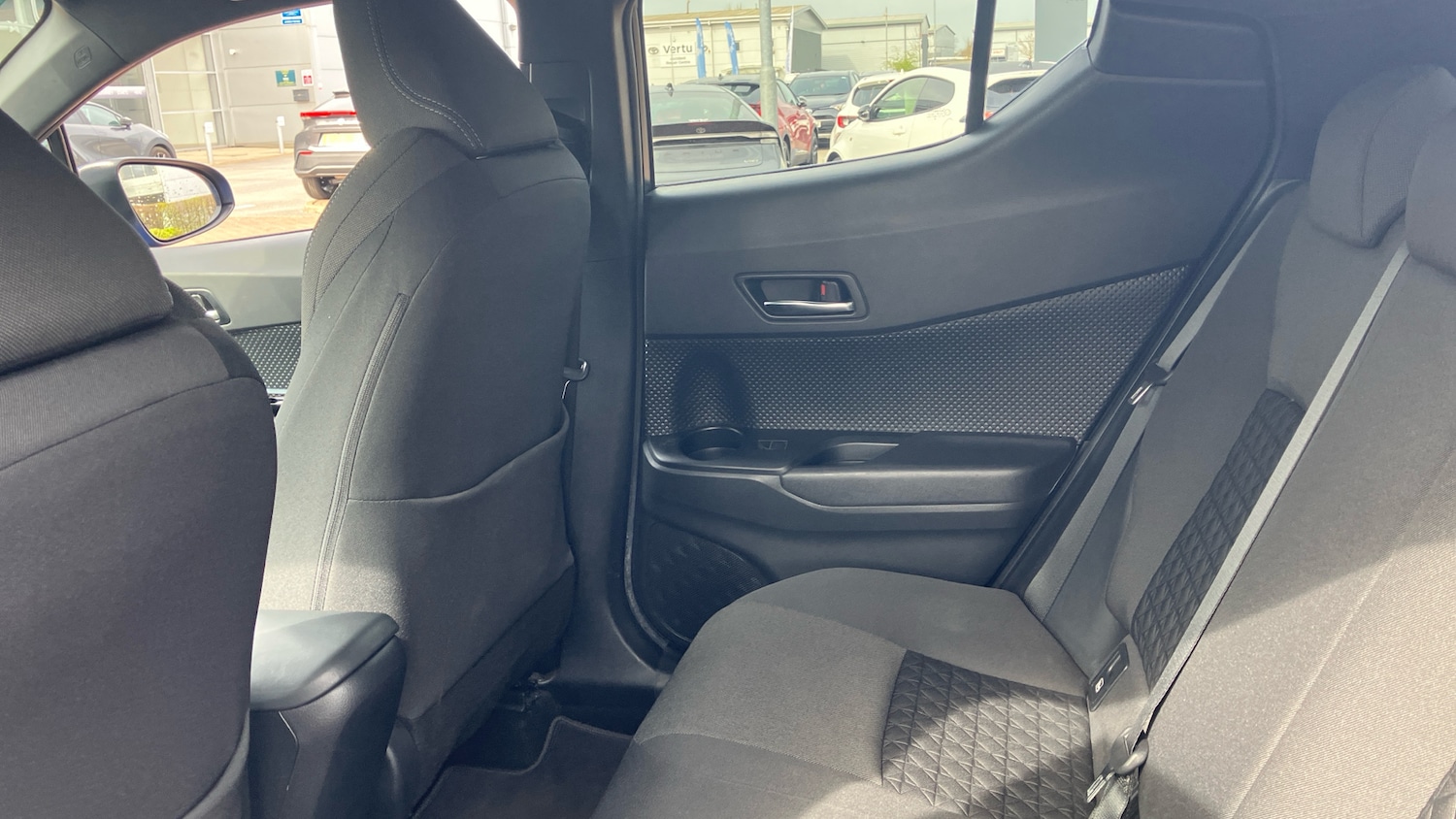 Used Toyota C-HR 2020 for sale - 77998225: Photo 17