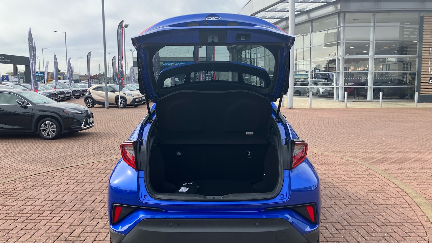 Used Toyota C-HR 2020 for sale - 77998225: Photo 35