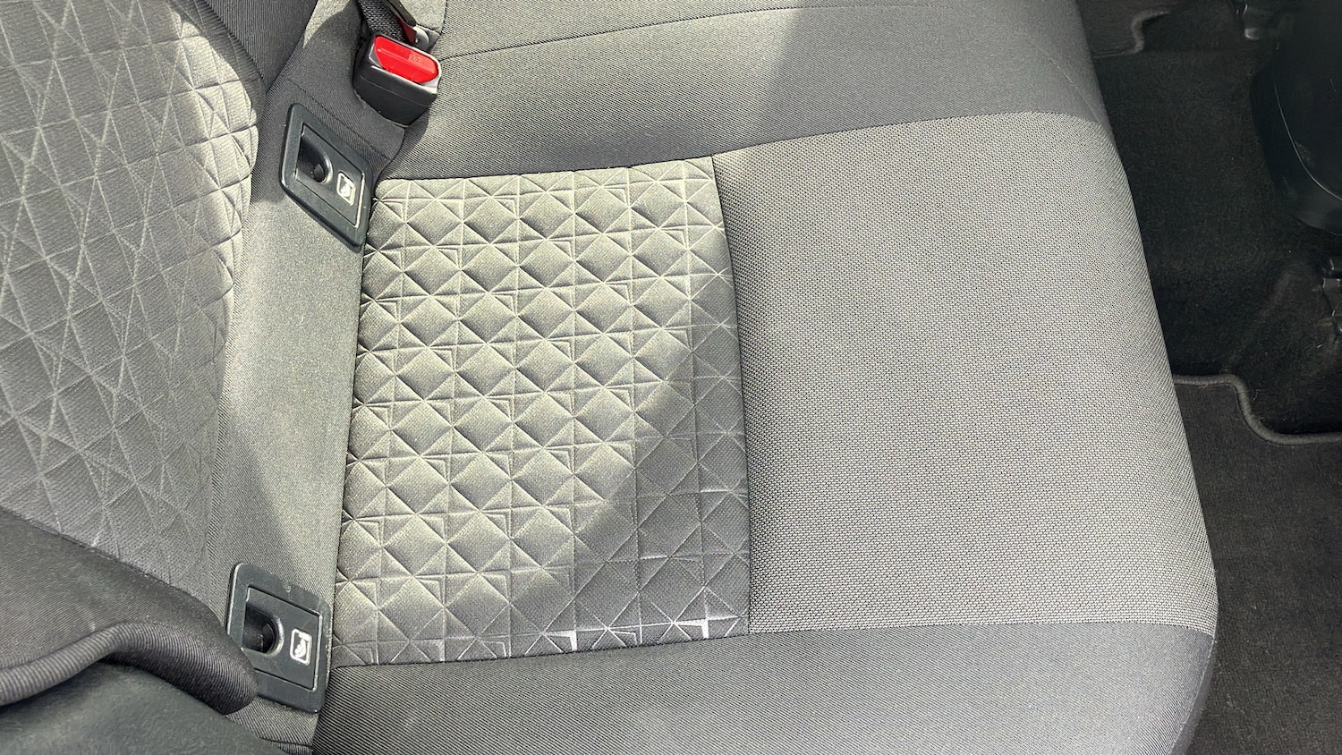 Used Toyota C-HR 2020 for sale - 77998225: Photo 4