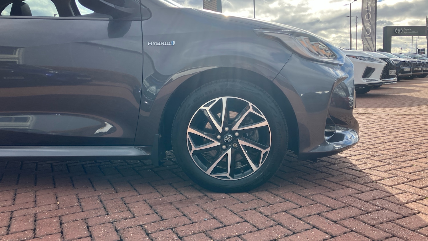 Used Toyota Yaris 2021 for sale - 76402352: Photo 18