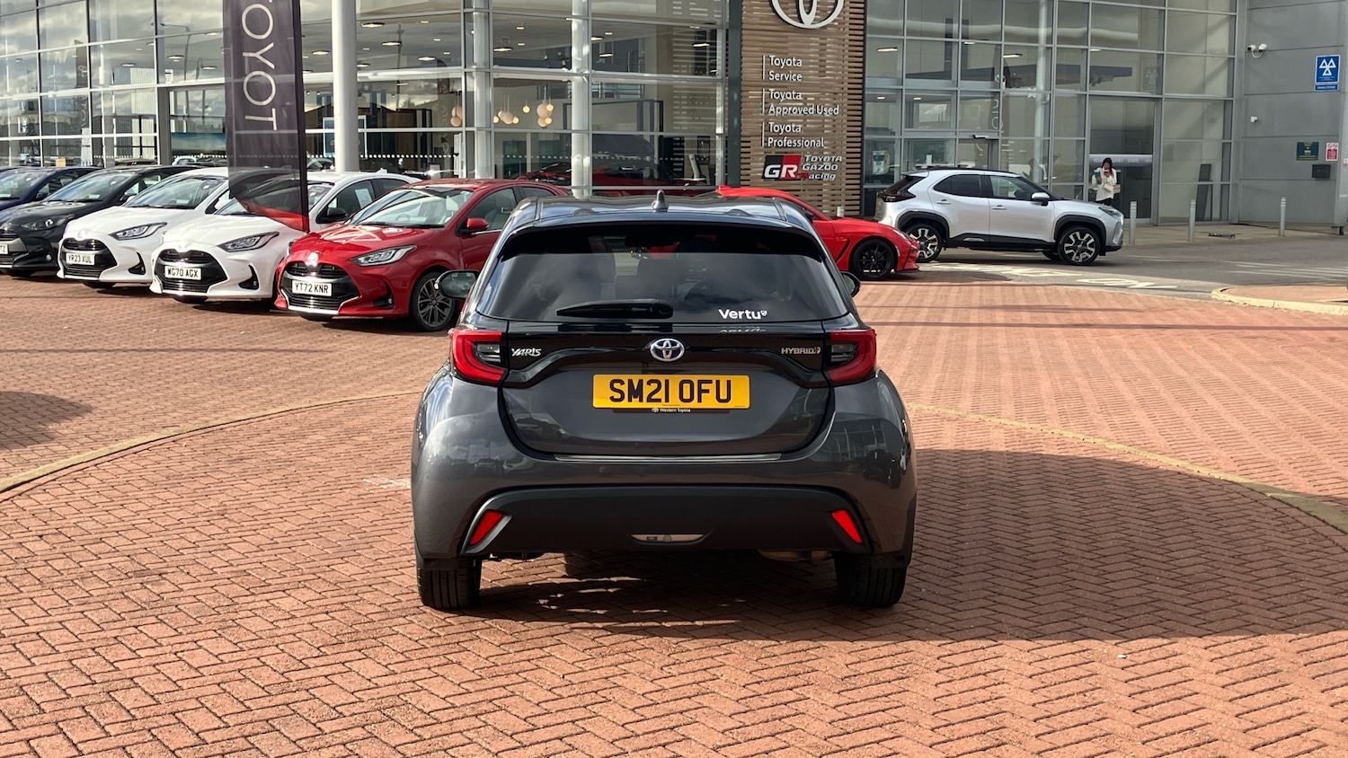 Used Toyota Yaris 2021 for sale - 76402352: Photo 19