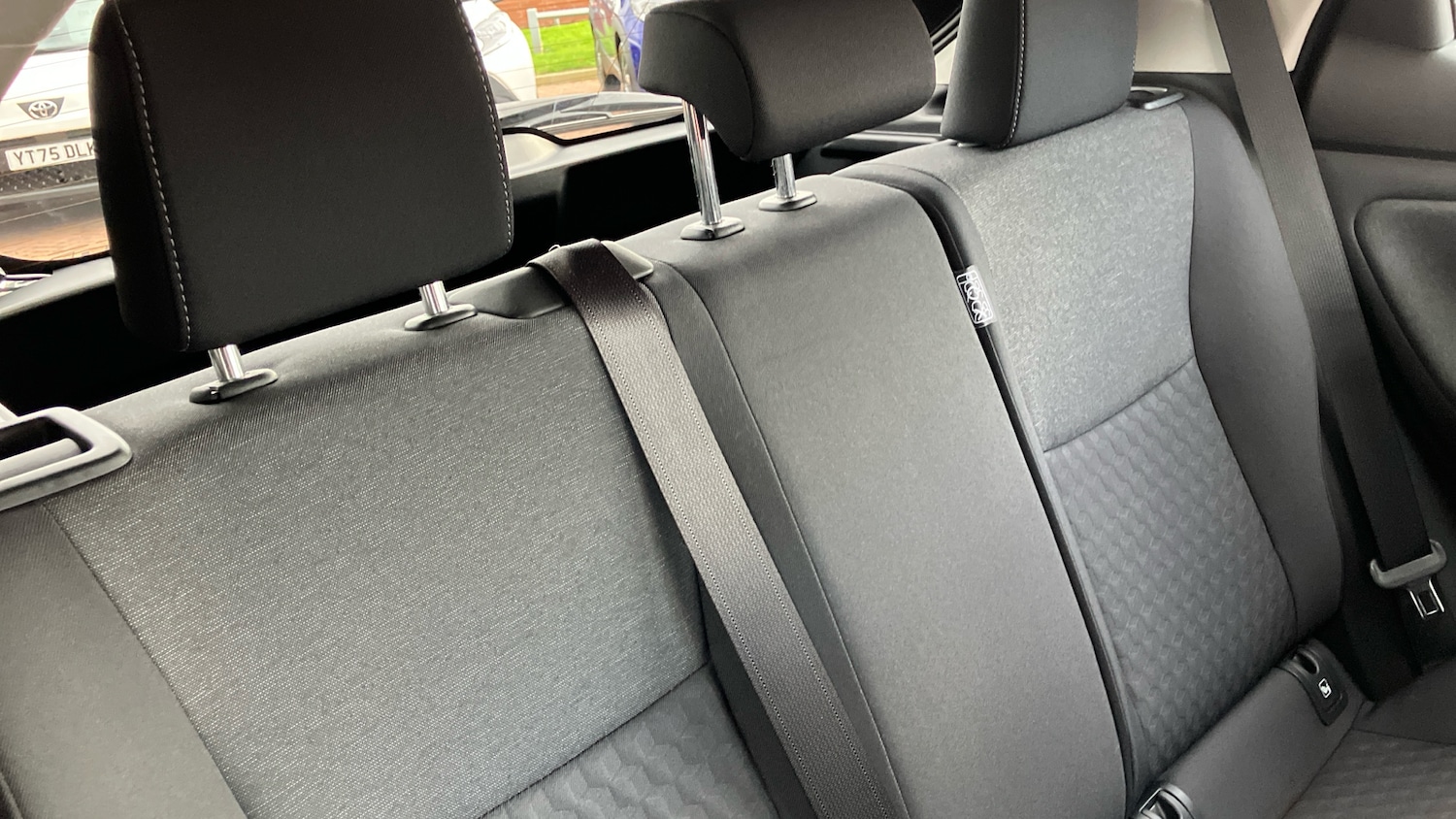 Used Toyota Yaris 2021 for sale - 76402352: Photo 20