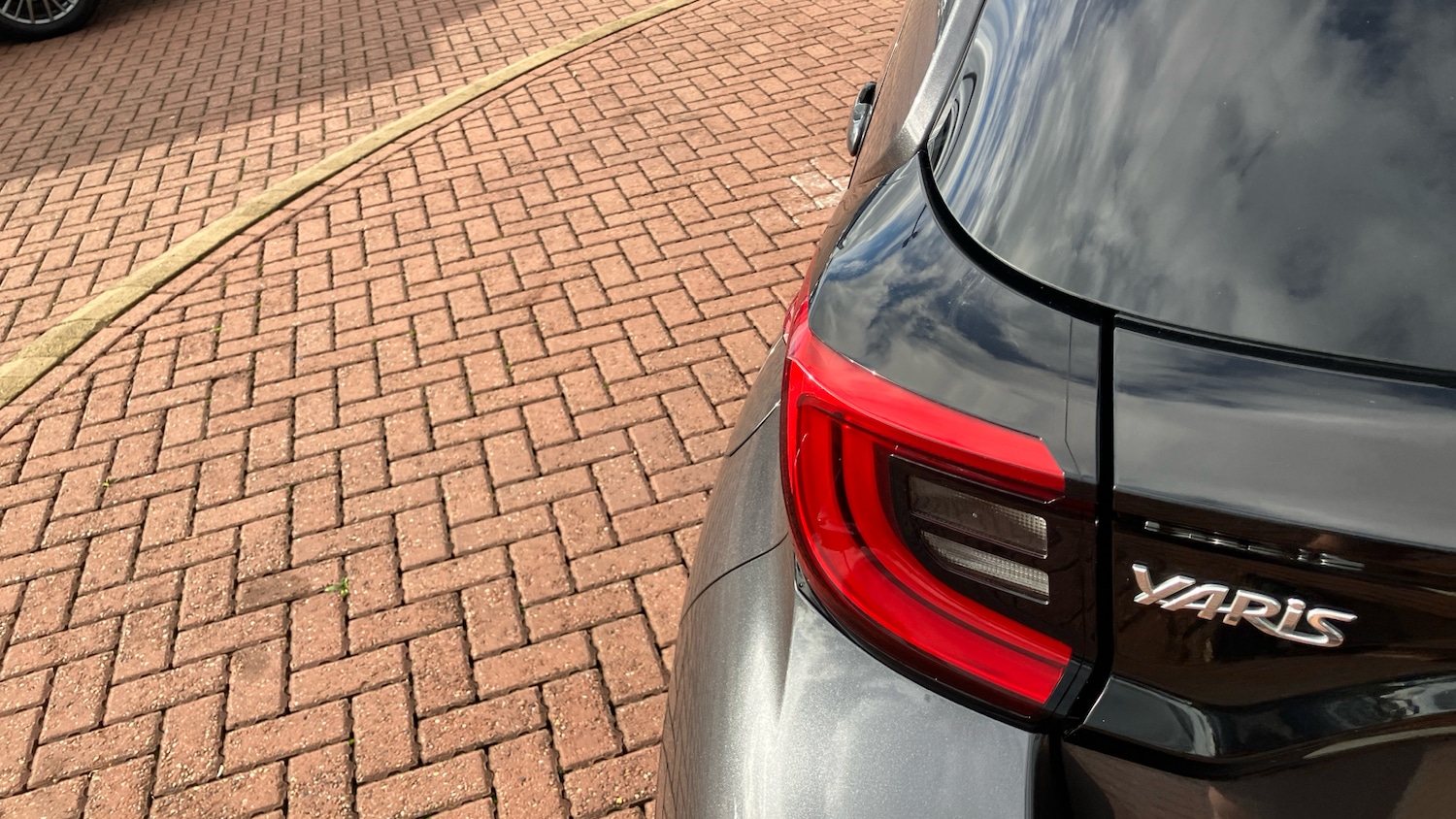 Used Toyota Yaris 2021 for sale - 76402352: Photo 21