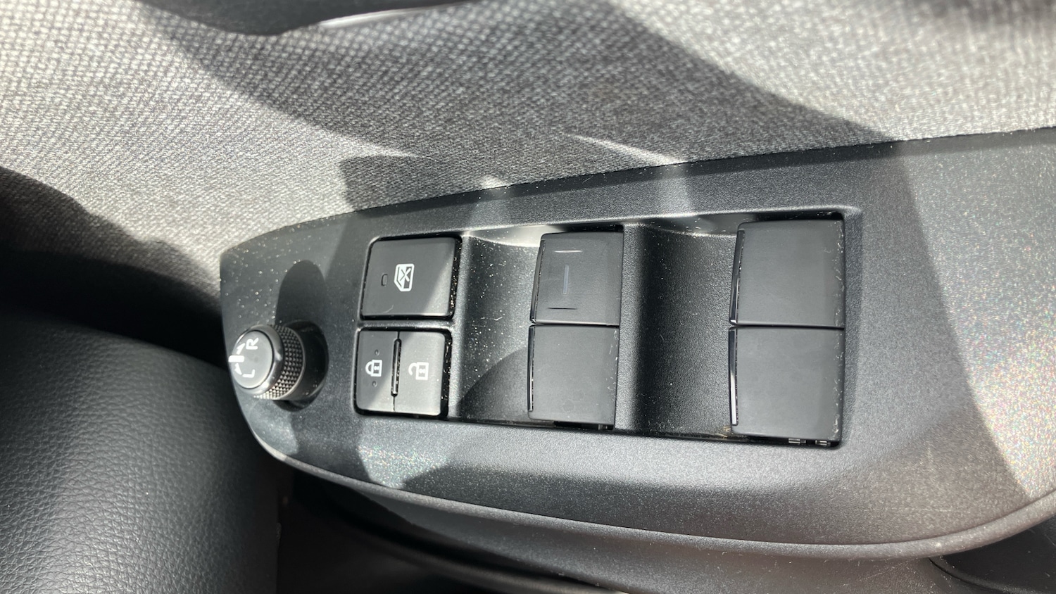 Used Toyota Yaris 2021 for sale - 76402352: Photo 39