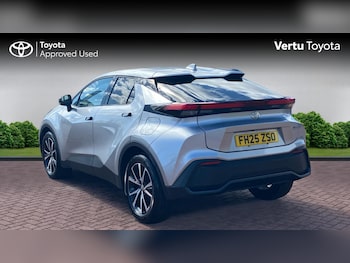 Used Toyota C-HR 2025 for sale - 79101686: Photo