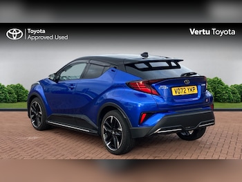 Used Toyota C-HR 2023 for sale - 77678623: Photo