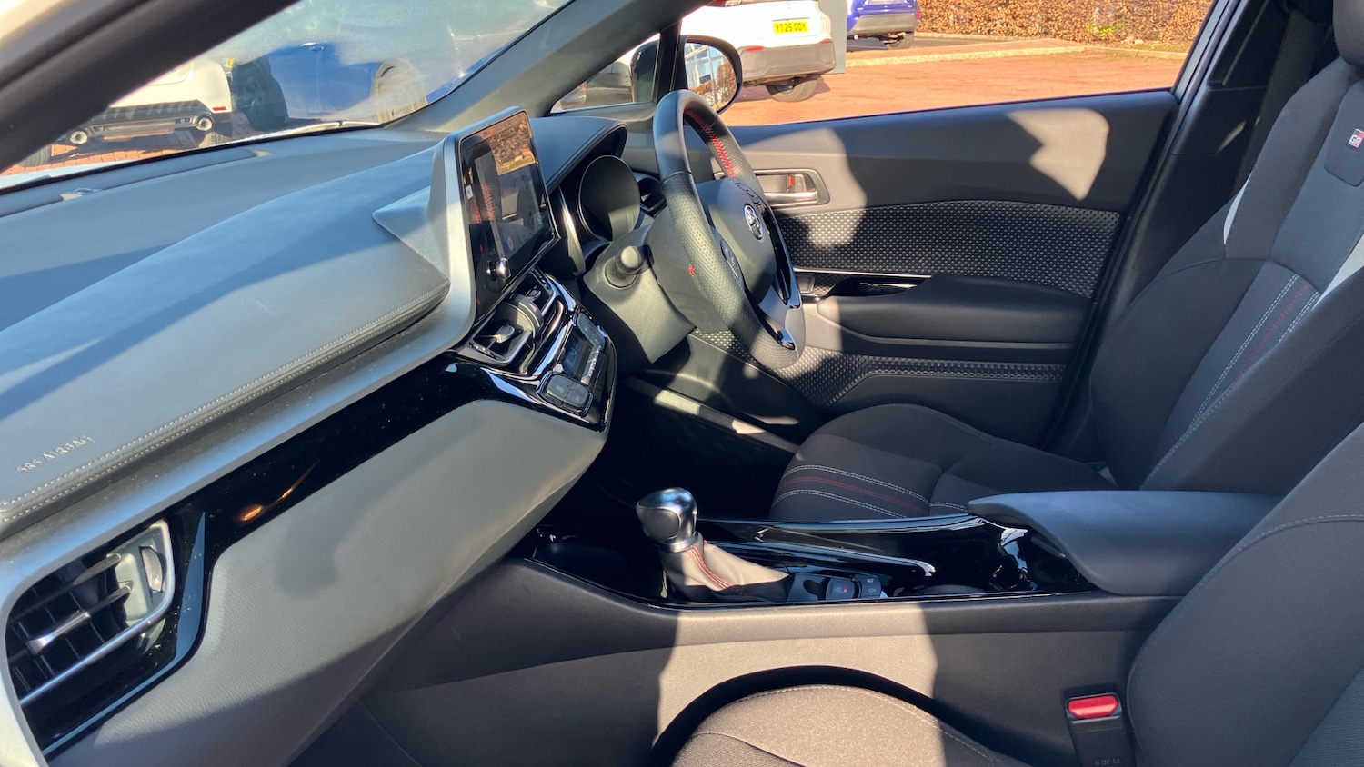 Used Toyota C-HR 2022 for sale - 77112864: Photo 10