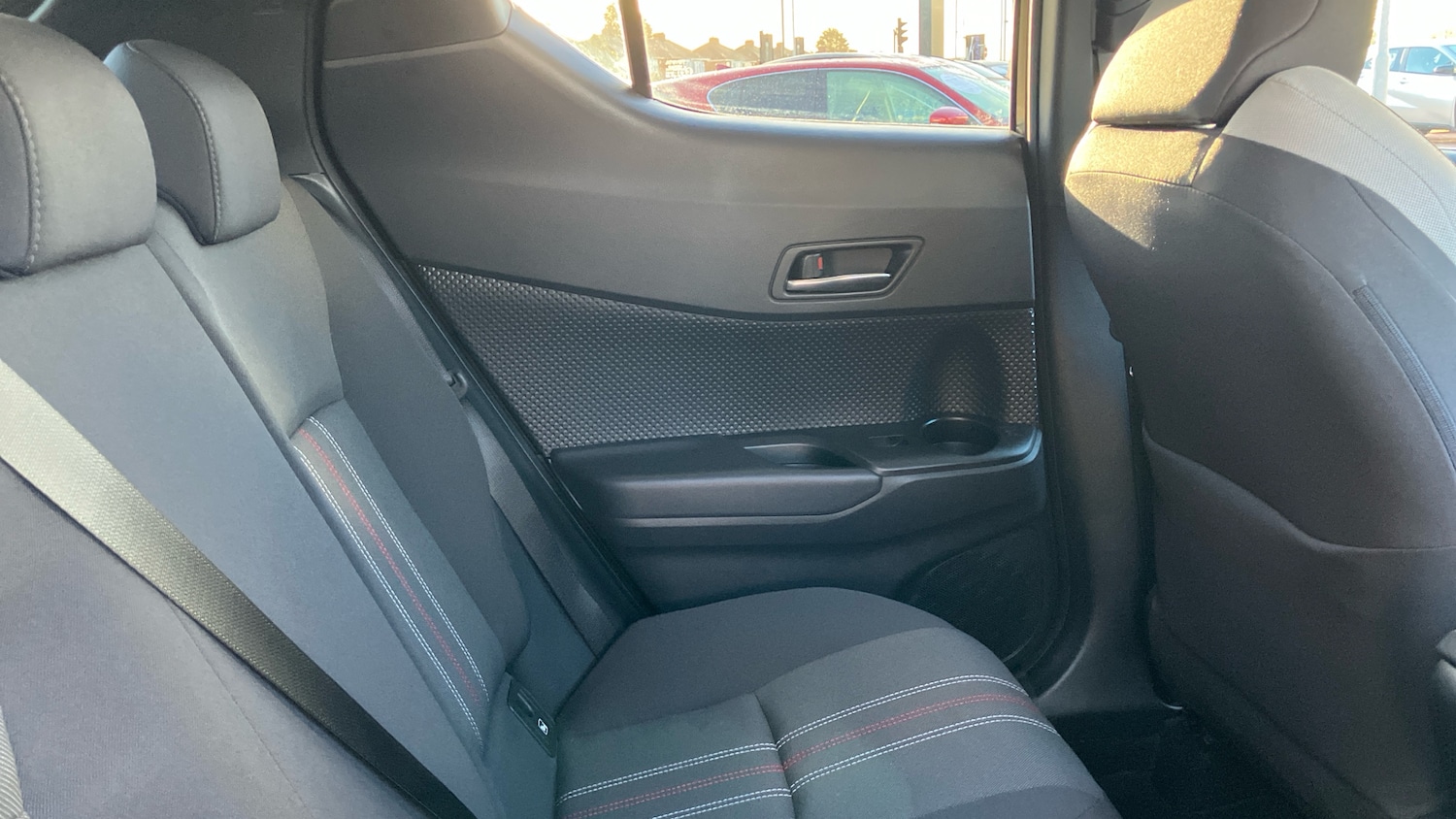 Used Toyota C-HR 2022 for sale - 77112864: Photo 12