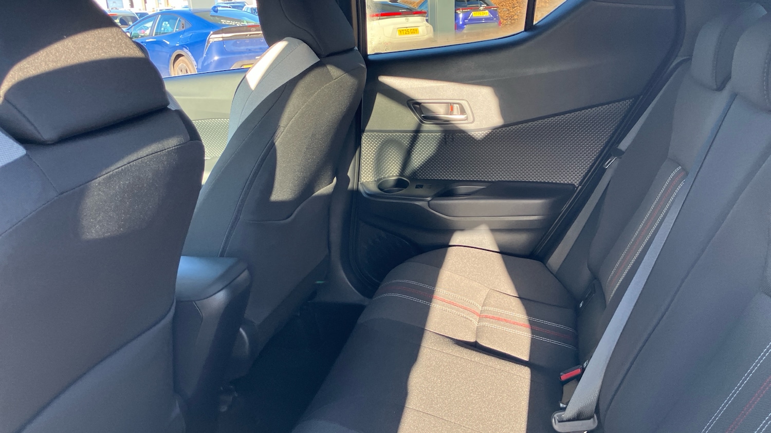 Used Toyota C-HR 2022 for sale - 77112864: Photo 13