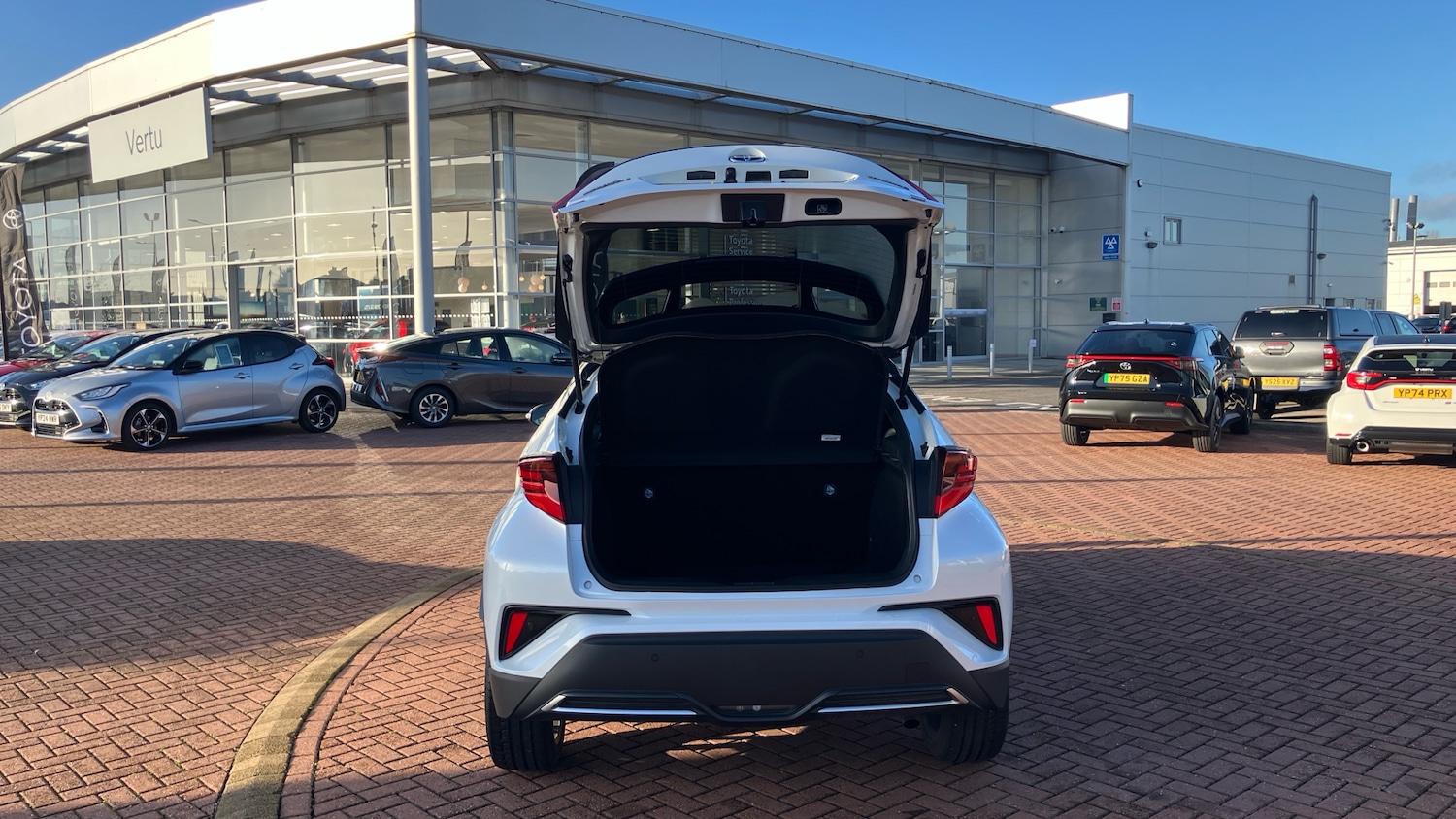 Used Toyota C-HR 2022 for sale - 77112864: Photo 36