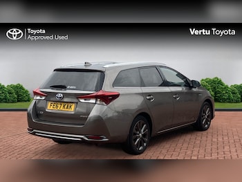 Used Toyota Auris 2017 for sale - 75701537: Photo