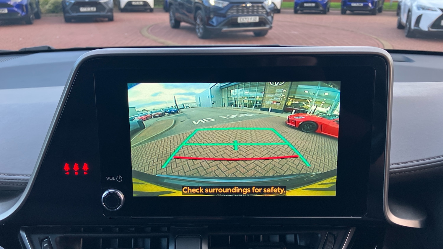 Used Toyota C-HR 2023 for sale - 76382551: Photo 27