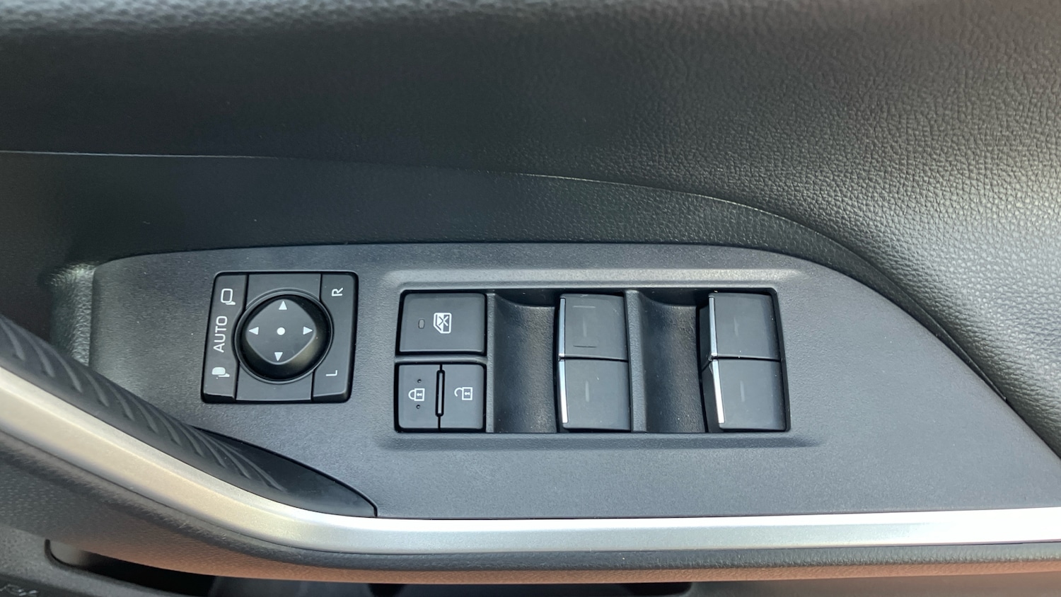 Used Toyota RAV4 2022 for sale - 76127938: Photo 42