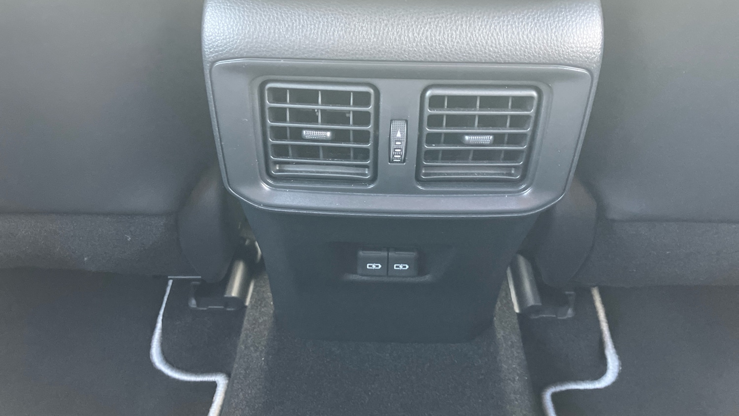 Used Toyota RAV4 2022 for sale - 76127938: Photo 43