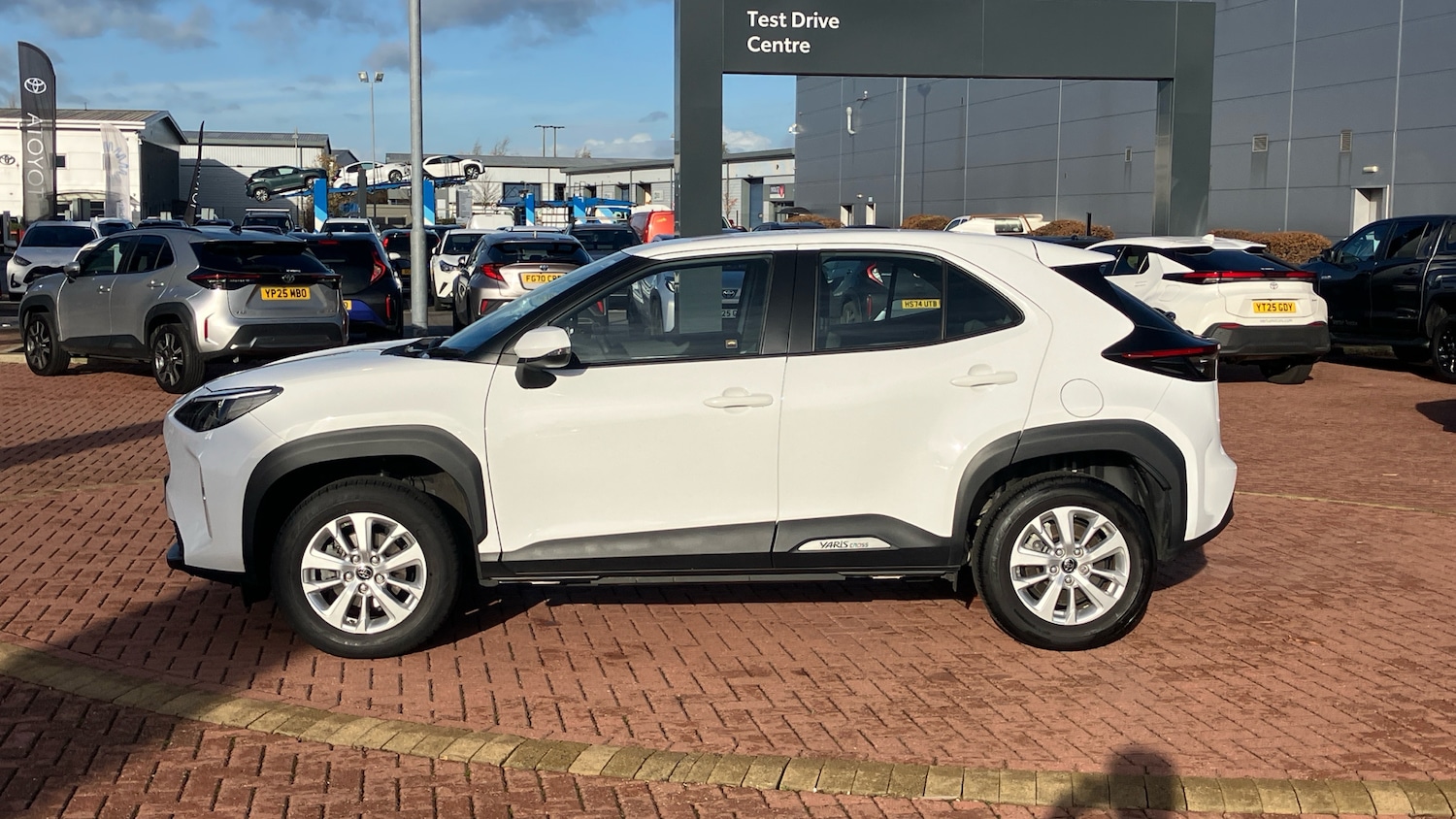 Used Toyota Yaris Cross 2024 for sale - 76605464: Photo 17