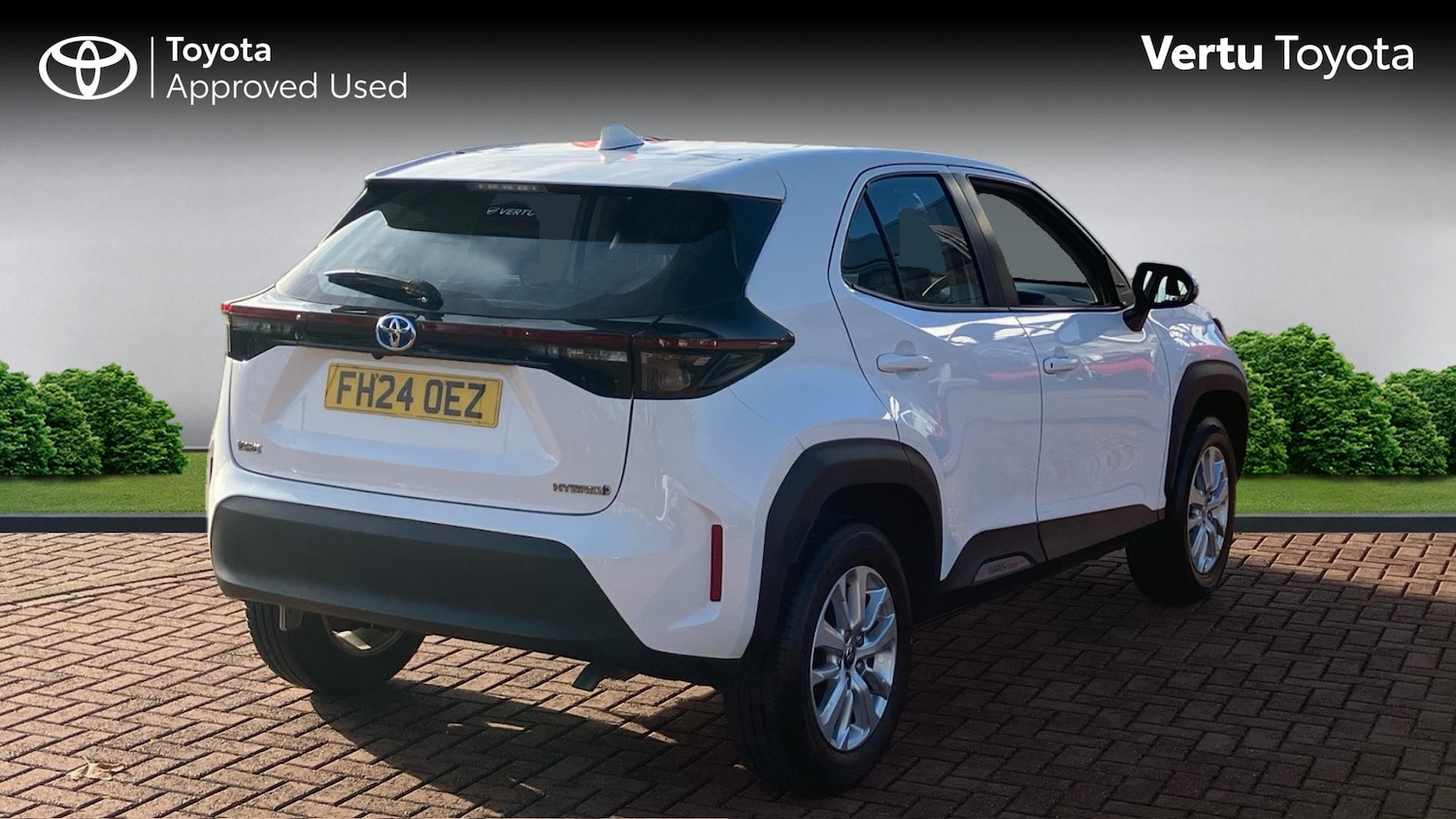 Used Toyota Yaris Cross 2024 for sale - 76605464: Photo 2